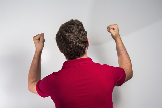 表现产生深 表现产生深